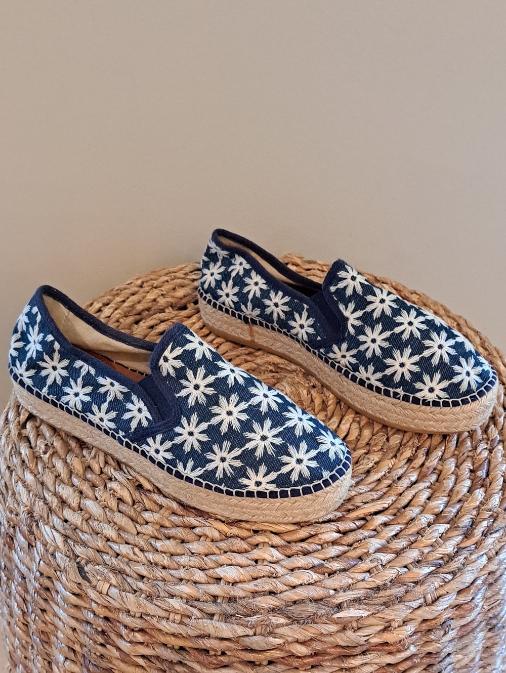 Toni Pons Origens Womens Floral Print Denim Vacation Eapadrille Loafers 38/7.5